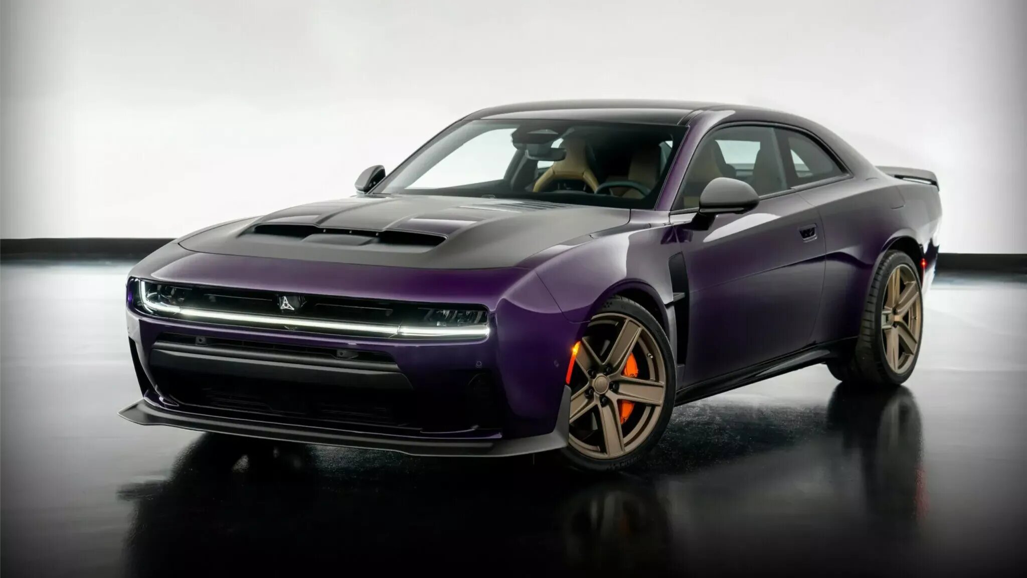 Mopar и Dodge показали доработанный Charger с карбоновыми кузовными деталями