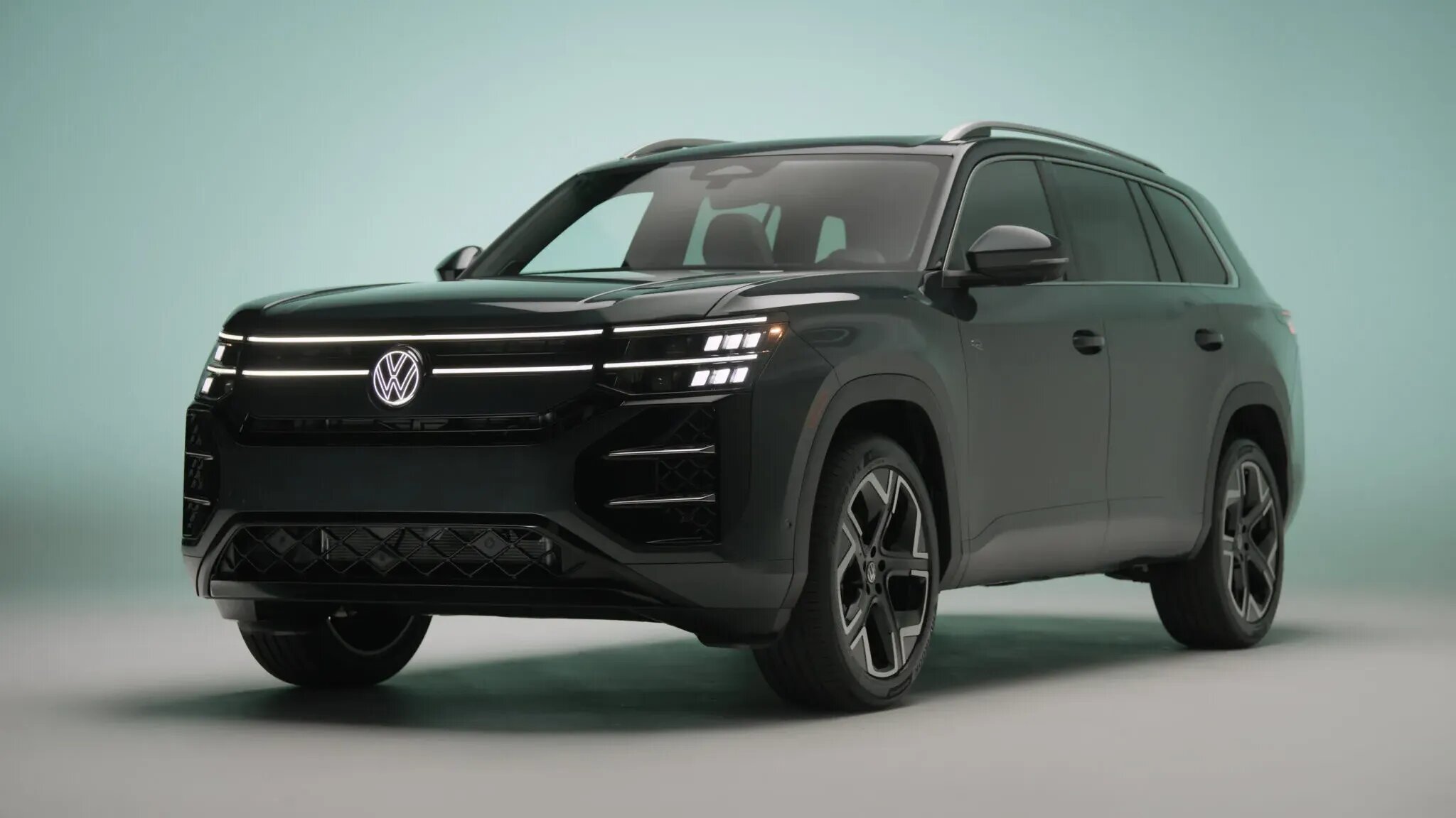 Обновлённый Volkswagen Atlas стал мощнее и технологичнее