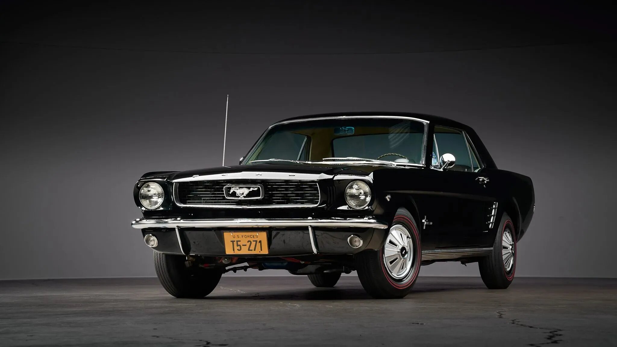 В продаже появился недорогой редкий Ford Mustang, но это не Mustang