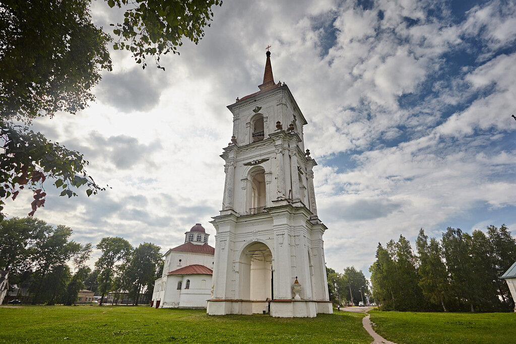 Жаль, но императрица так и не приехала посмотреть на
восстановленный Каргополь
