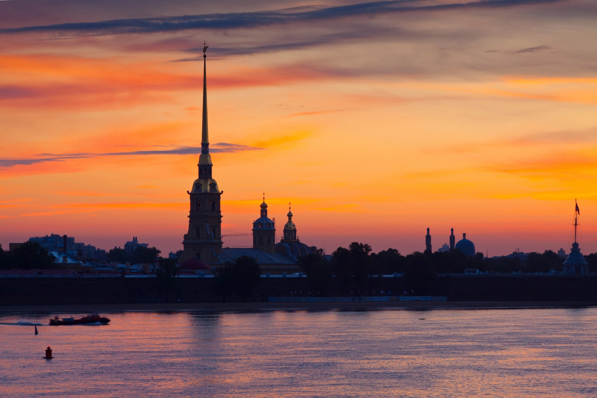 Стало известно, на сколько подорожает аренда квартир в Санкт-Петербурге в 2024 году