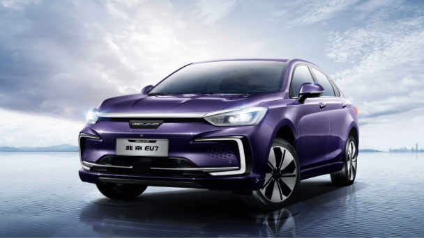Автомобили китайского бренда BAIC могут появиться в России при помощи «Автотора»