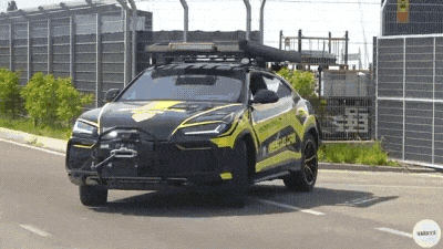 Особо внедорожный Lamborghini Urus сняли на видео