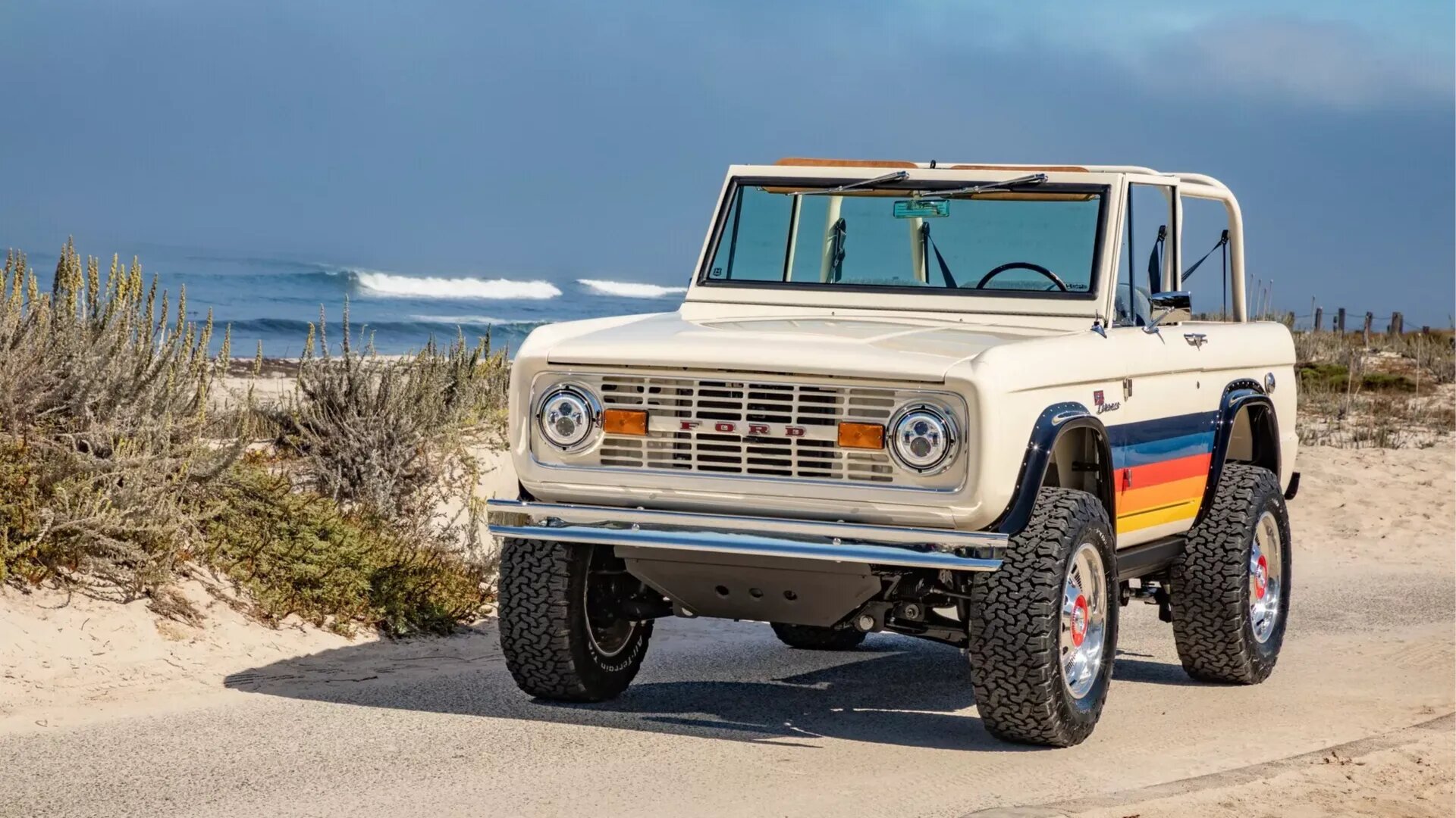 Представлен рестомод Ford Bronco, который разрабатывали четыре года