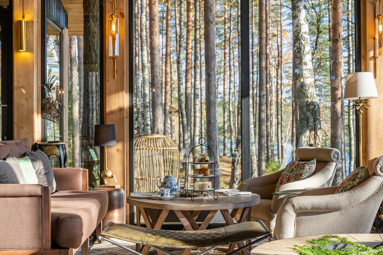 Элитный туризм в России: сафари-отель в стиле «хюгге», роскошная деревня в сердце Алтая и бутик-отели на берегу моря