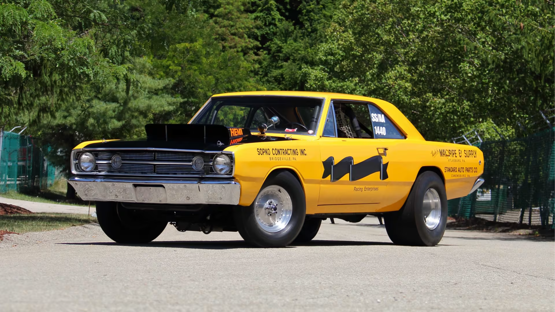 Один из 80 созданных дрэгстеров Dodge Dart из 1960-х выставят на аукцион