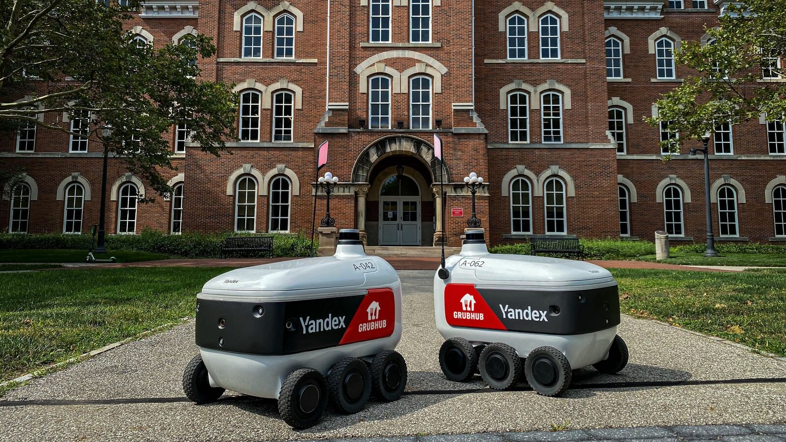 Роботы Яндекса вышли на работу в университете американского Огайо