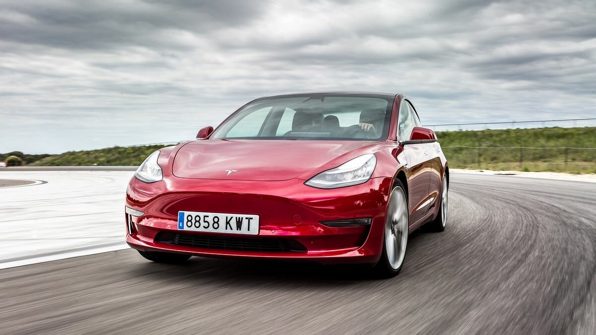 Tesla объявила в Китае отзыв 285 тысяч машин. Но их владельцам не придётся ехать на сервис