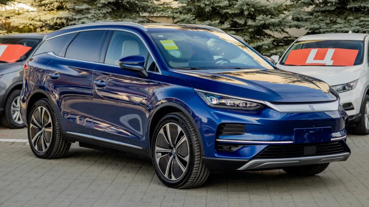 В России появились электрокары BYD Song Plus, Tang и Han: известны цены