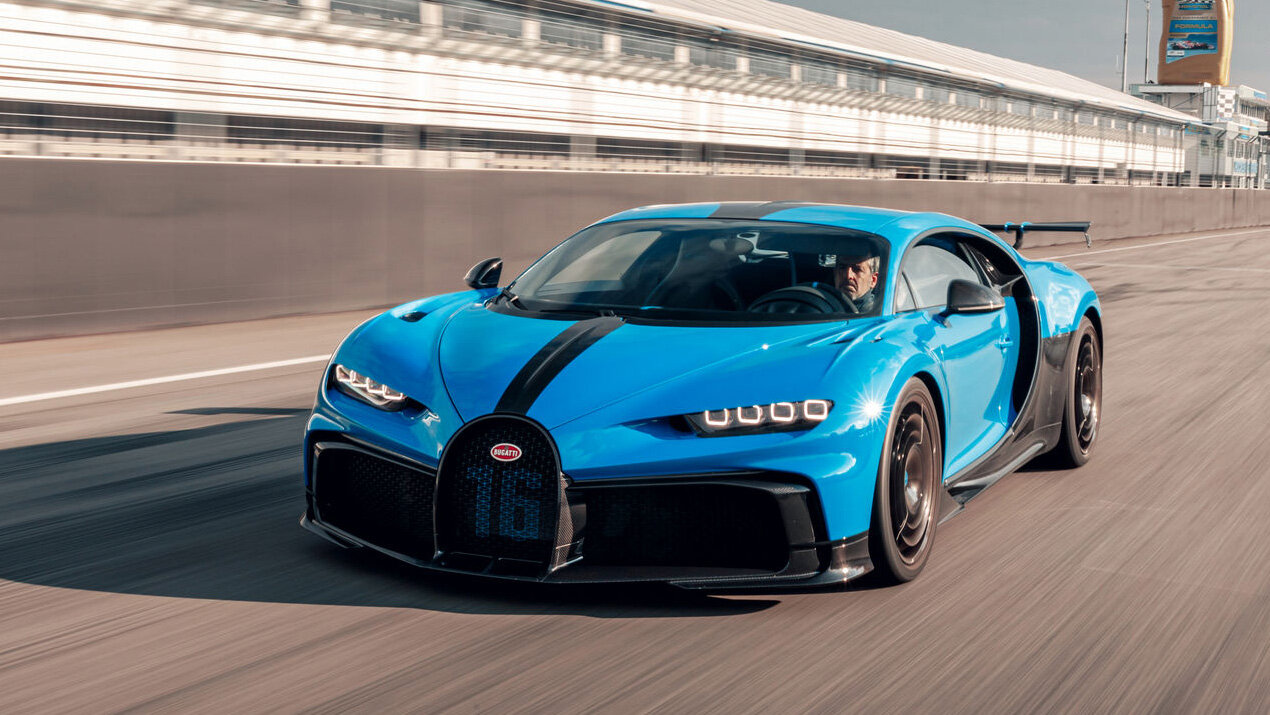 Новые модели Bugatti сохранят бензиновый двигатель