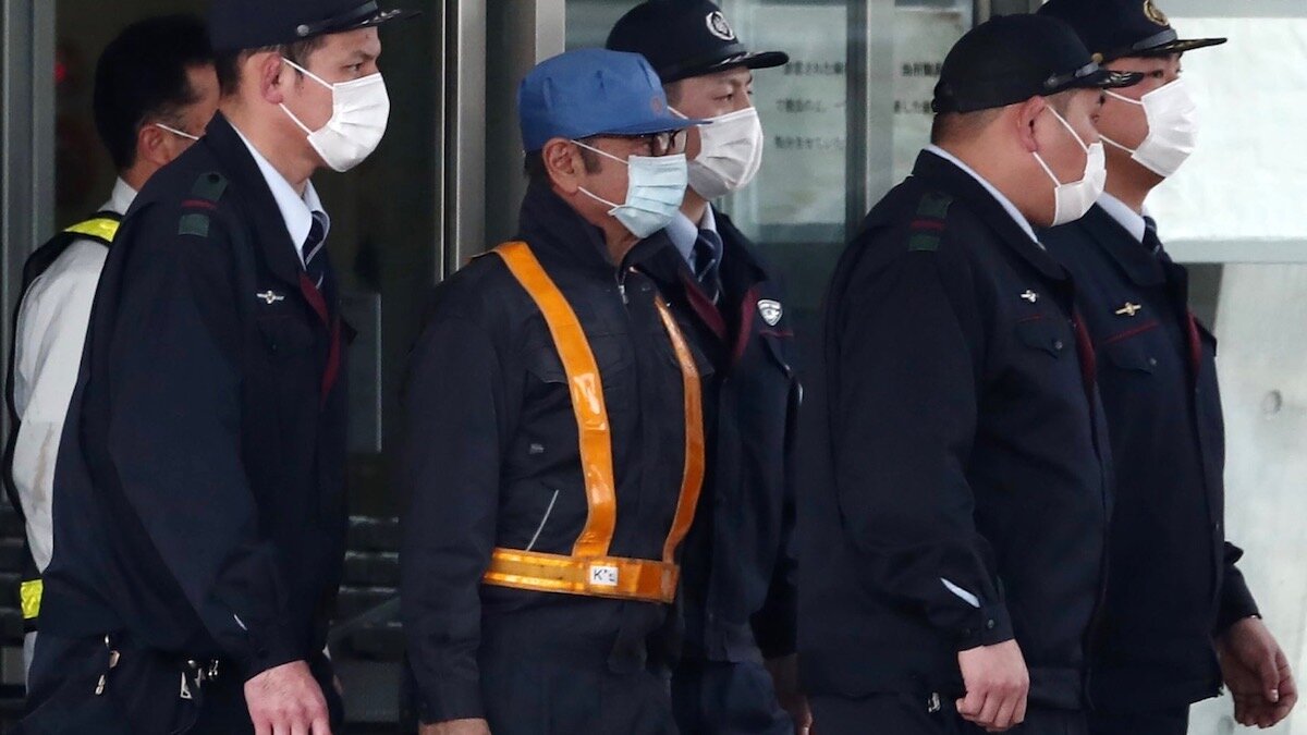 Карлос Гон вышел из тюрьмы под залог в миллиард йен
