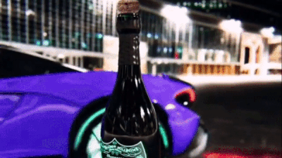 Машины (и не только) против бутылок: автомобильный #BottleCapChallenge