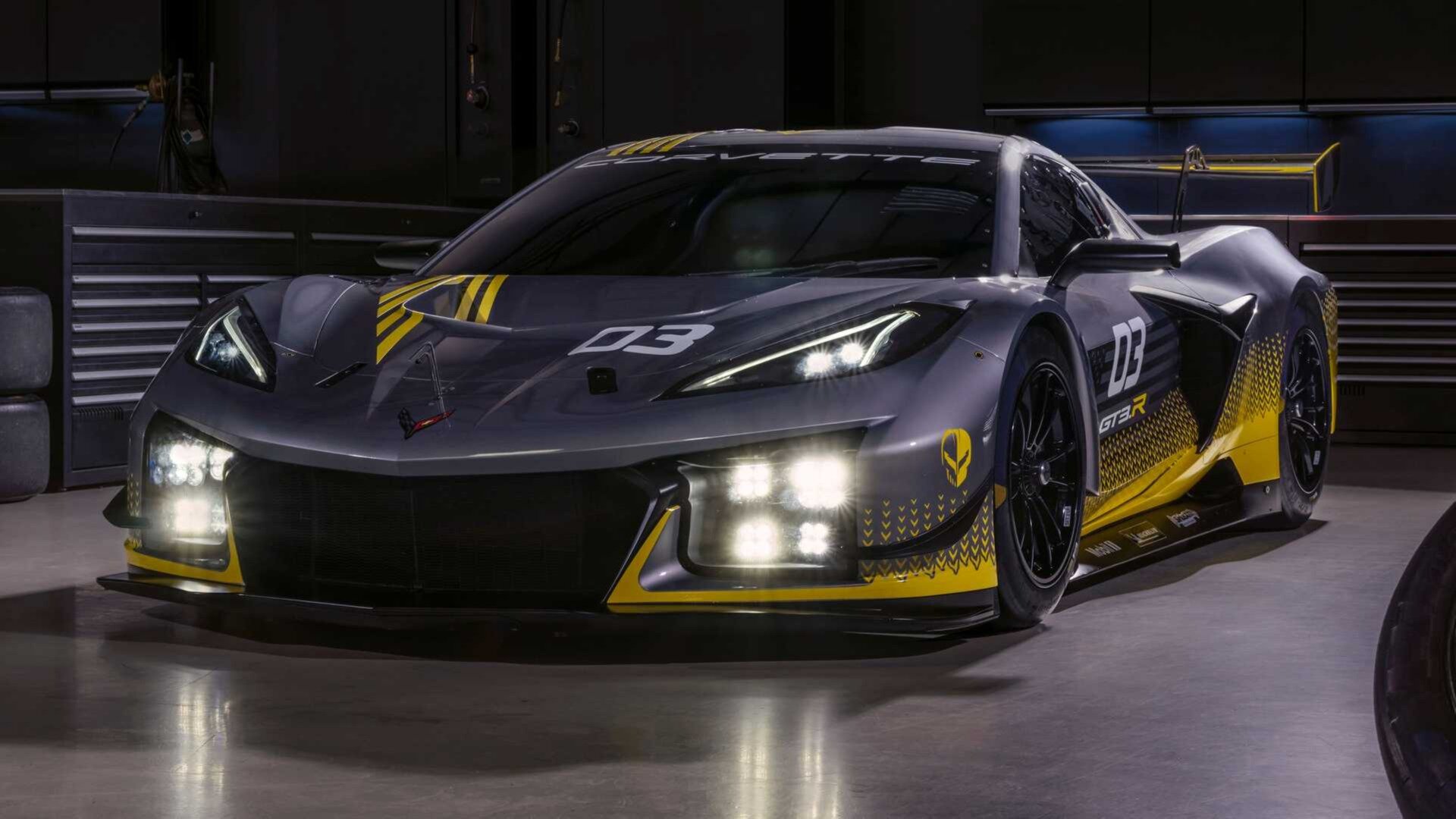Компания Chevrolet представила новый гоночный Corvette