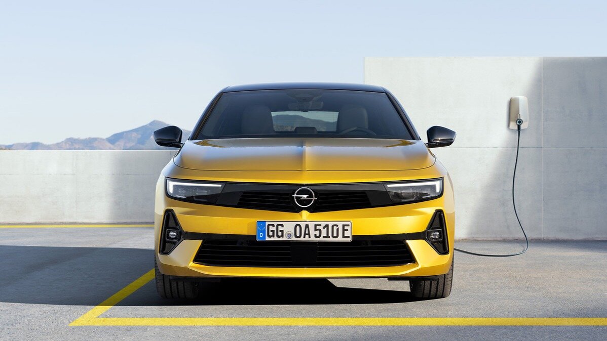Новый Opel Astra станет электрокаром через два года