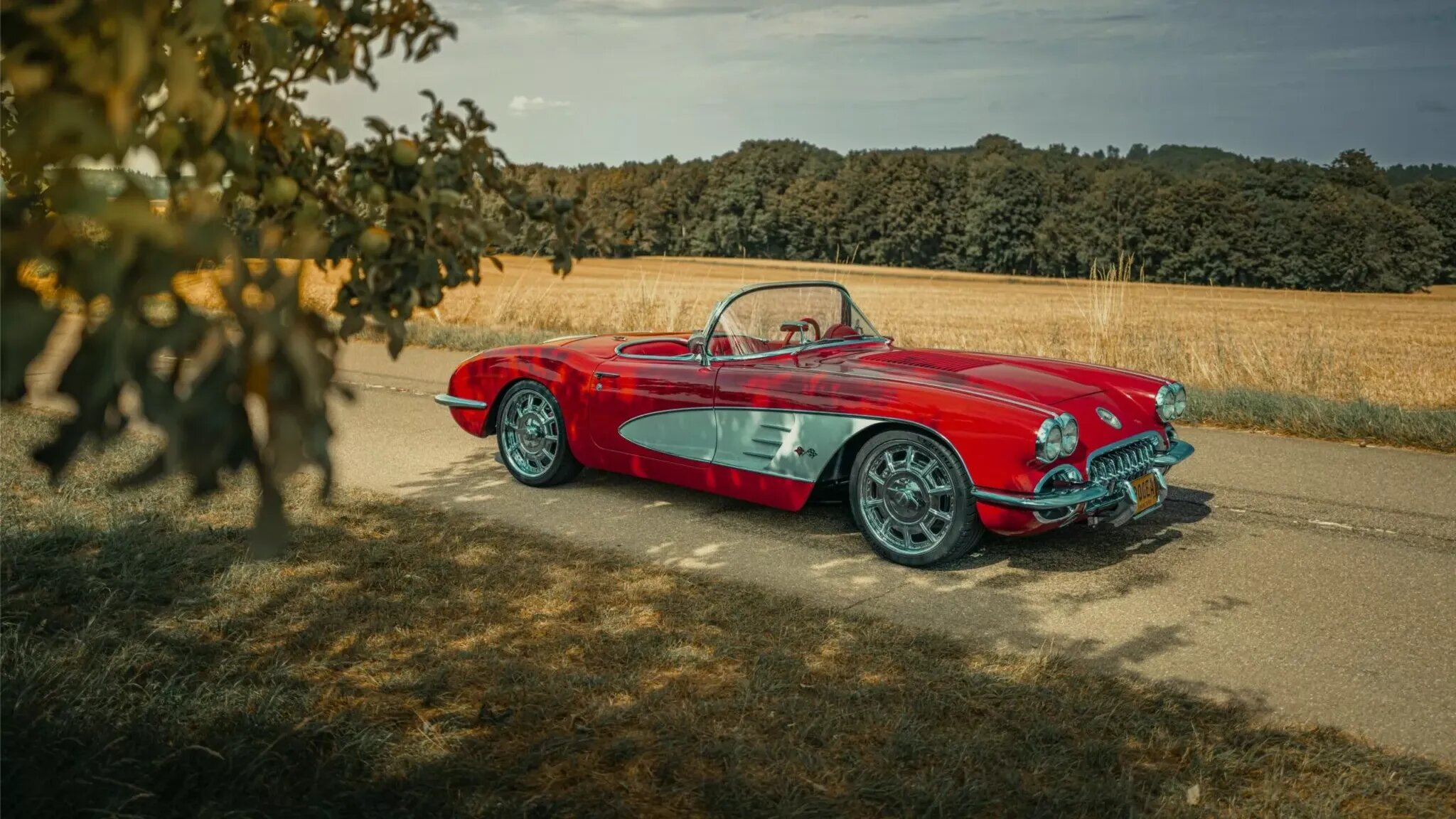 В Европе собрали новый Chevrolet Corvette первого поколения из остатков старых спорткаров