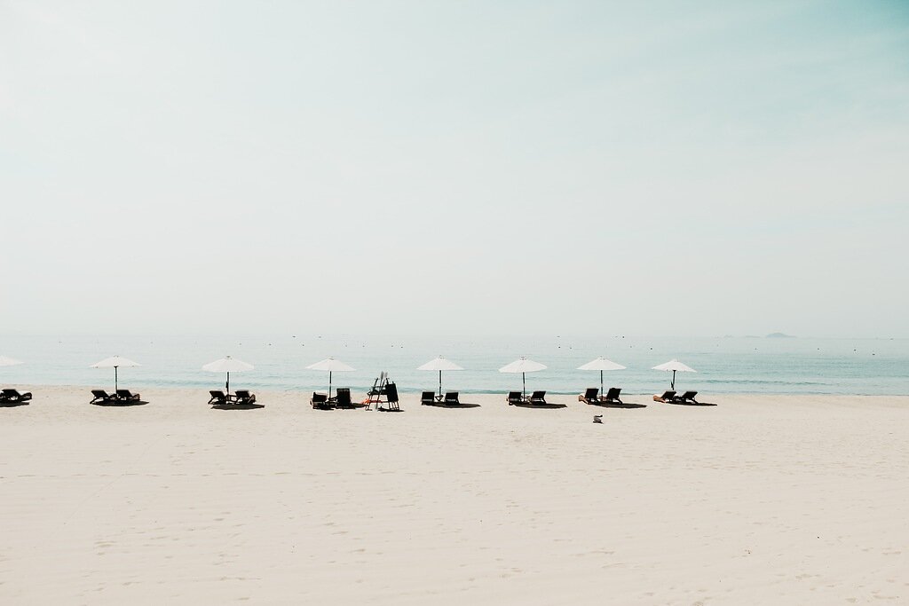 Курорт Нячанг во Вьетнаме: белоснежные пляжи, океанариум в виде старинного корабля и суп Фо-Бо