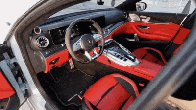 Опубликовано видео с самым быстрым в мире пятидверным Mercedes-AMG GT