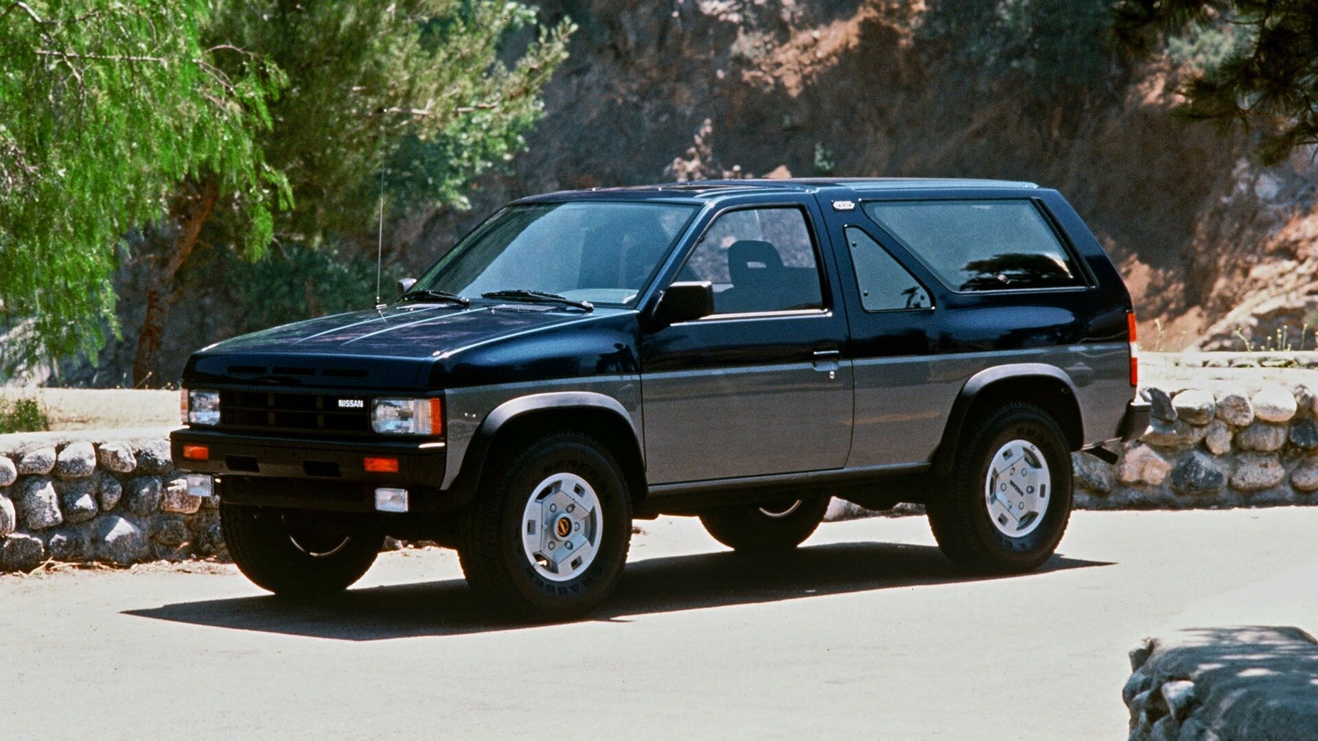 Nissan хочет вернуть кроссоверу Pathfinder раму