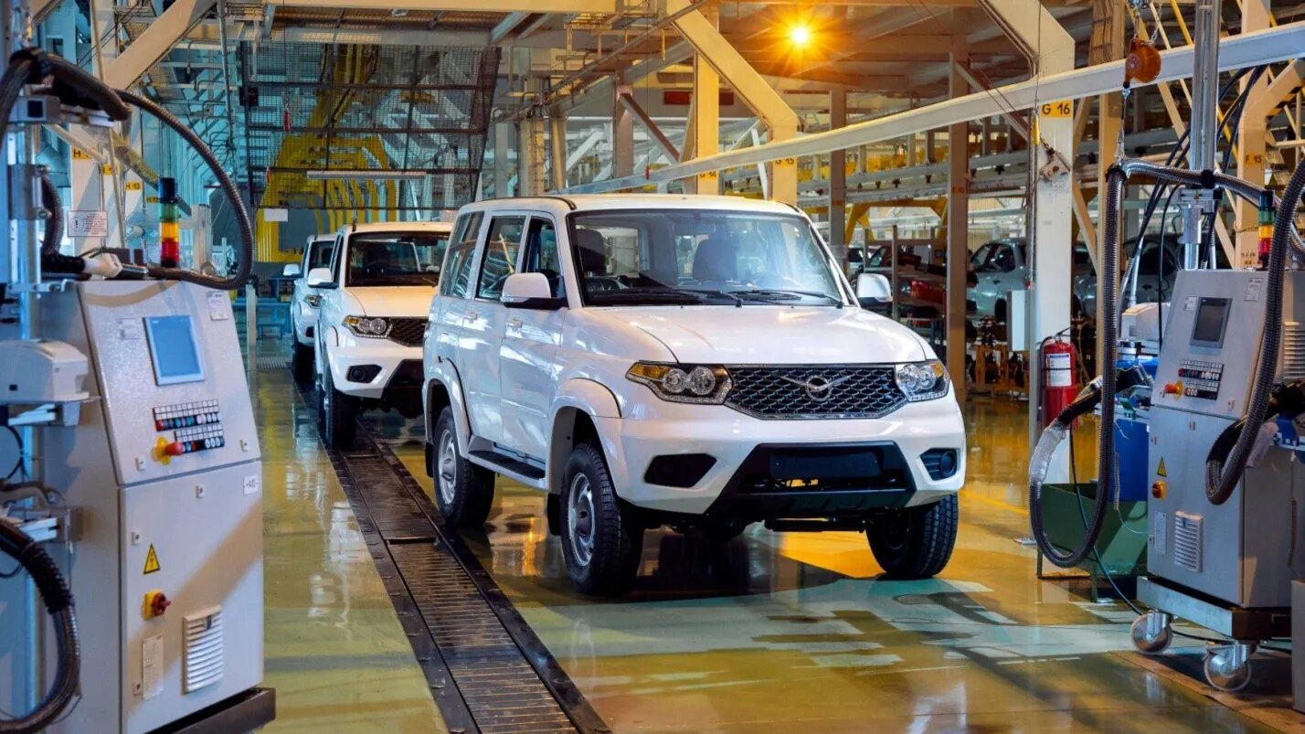 УАЗ возобновил производство автомобилей