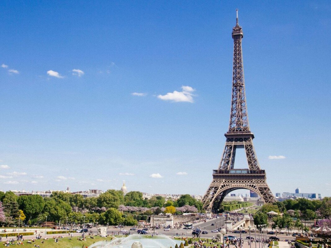 Власти Парижа разрешат купаться в Сене впервые за более чем 100 лет