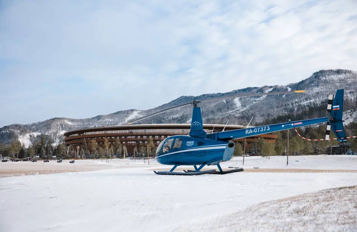 Новые вертолётные прогулки на Алтае откроют виды на Зубы Дракона и высочайшую гору 