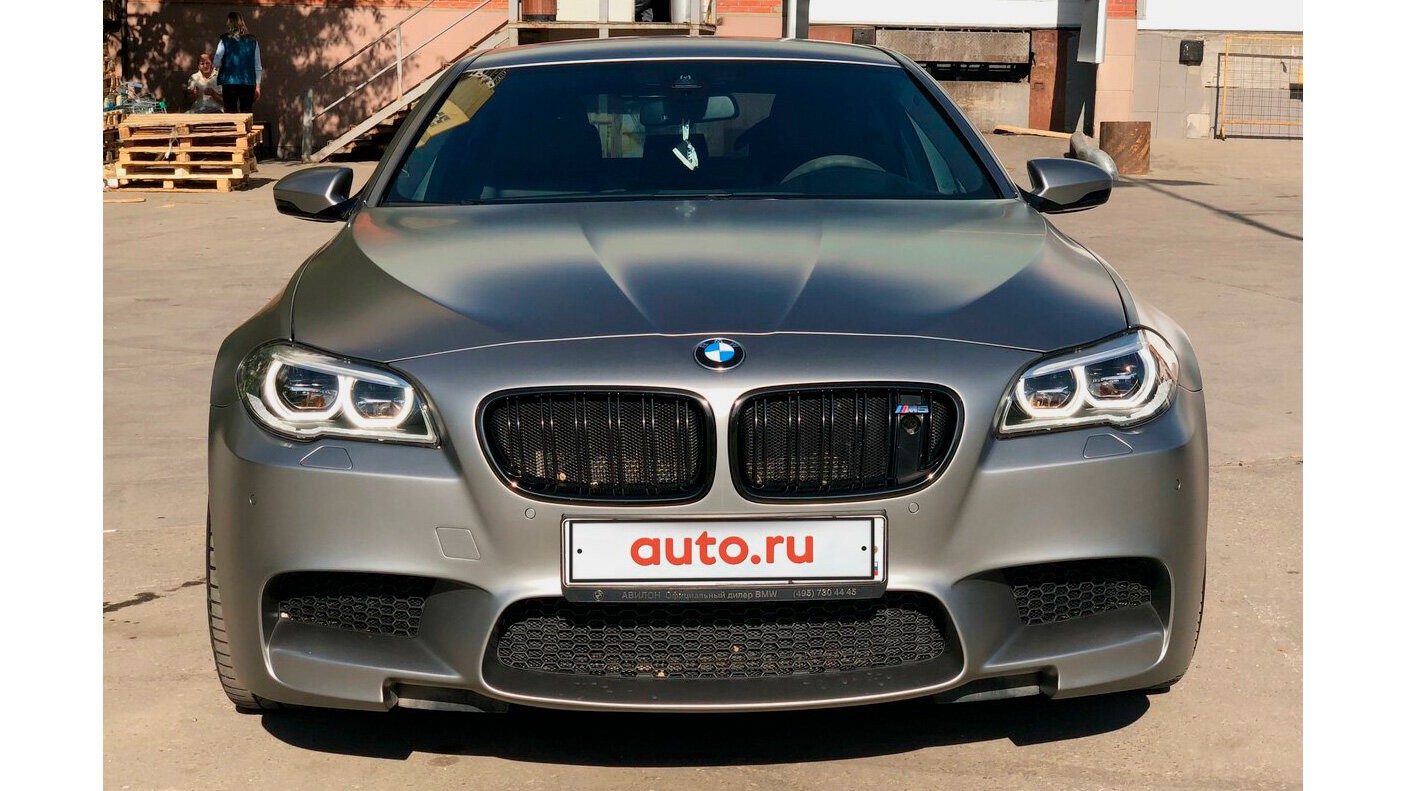       BMW   -        