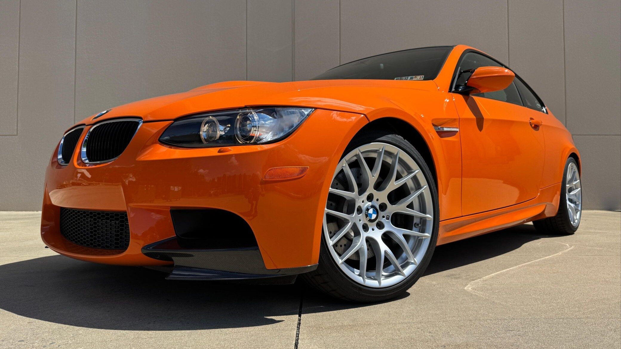 В продаже появился редкий BMW M3, проехавший за 12 лет всего 130 километров