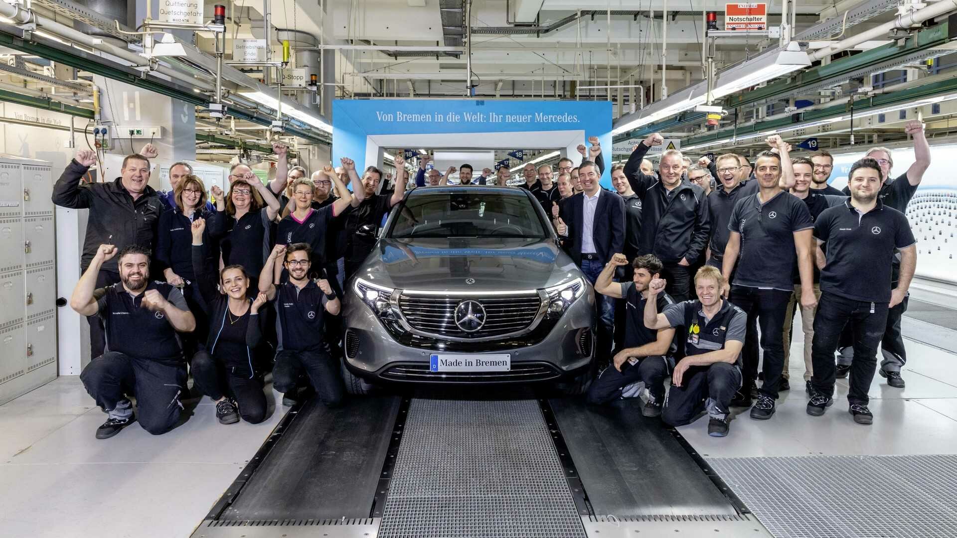 Началось производство первого электрокроссовера Mercedes-Benz