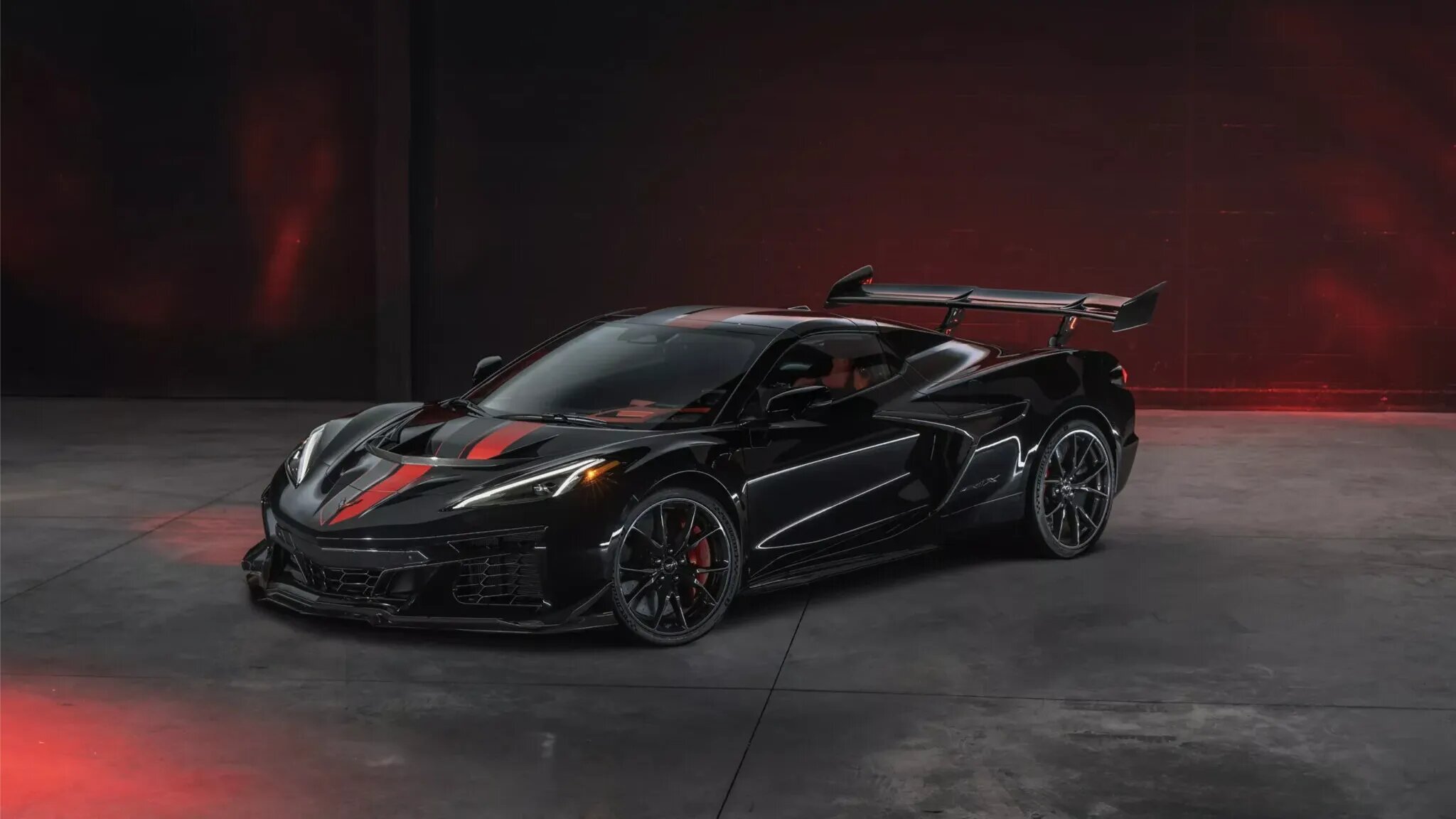 Представлен супергибрид Chevrolet Corvette ZR1X: он мощнее и быстрее флагманского Lamborghini