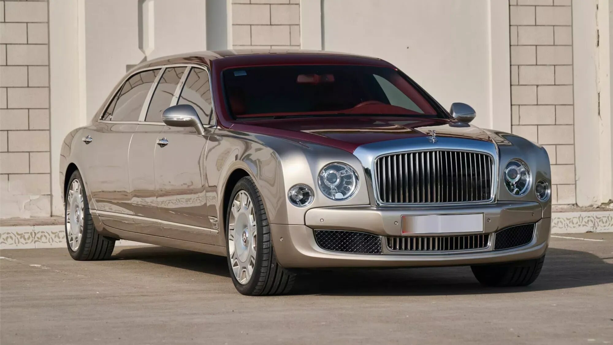 Самый роскошный Bentley 2010-х хотят продать за 600 тысяч долларов