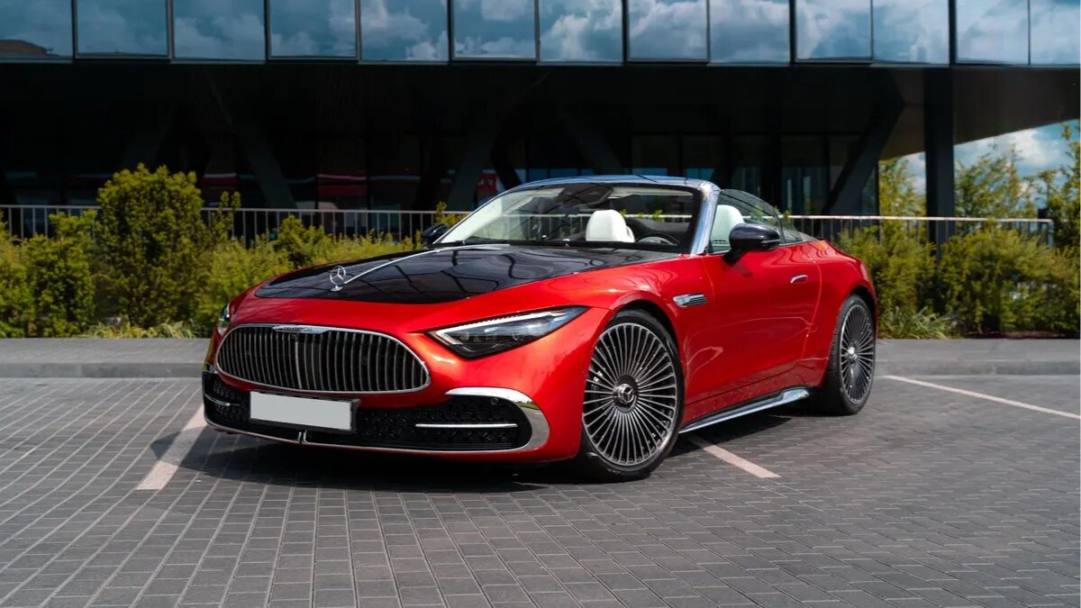 В Россию привезли первые Mercedes-Maybach SL