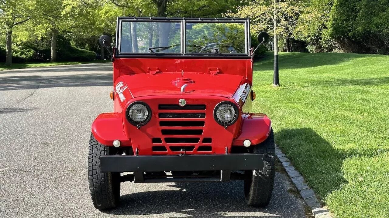 Во Франции выставили на продажу внедорожник Alfa Romeo середины прошлого века