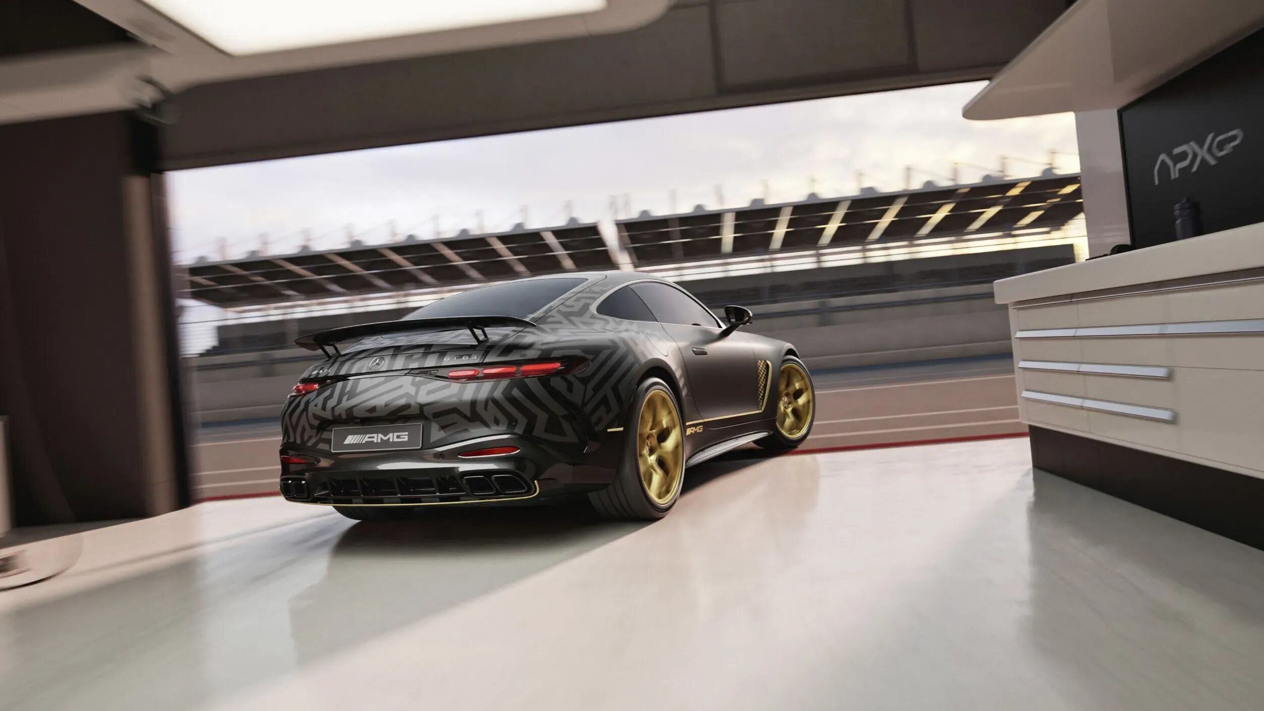 Представлен особый Mercedes-AMG GT, посвящённый фильму о Формуле-1 с Брэдом Питтом
