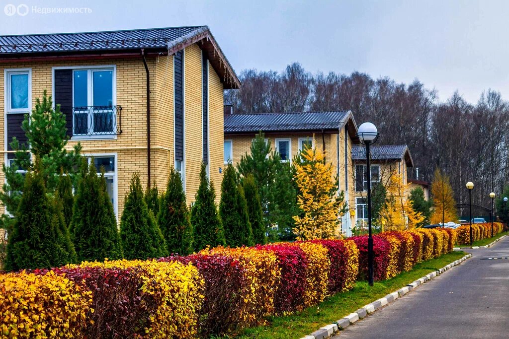 Элитные таунхаусы в Москве и области подорожали за год в 1,5 раза