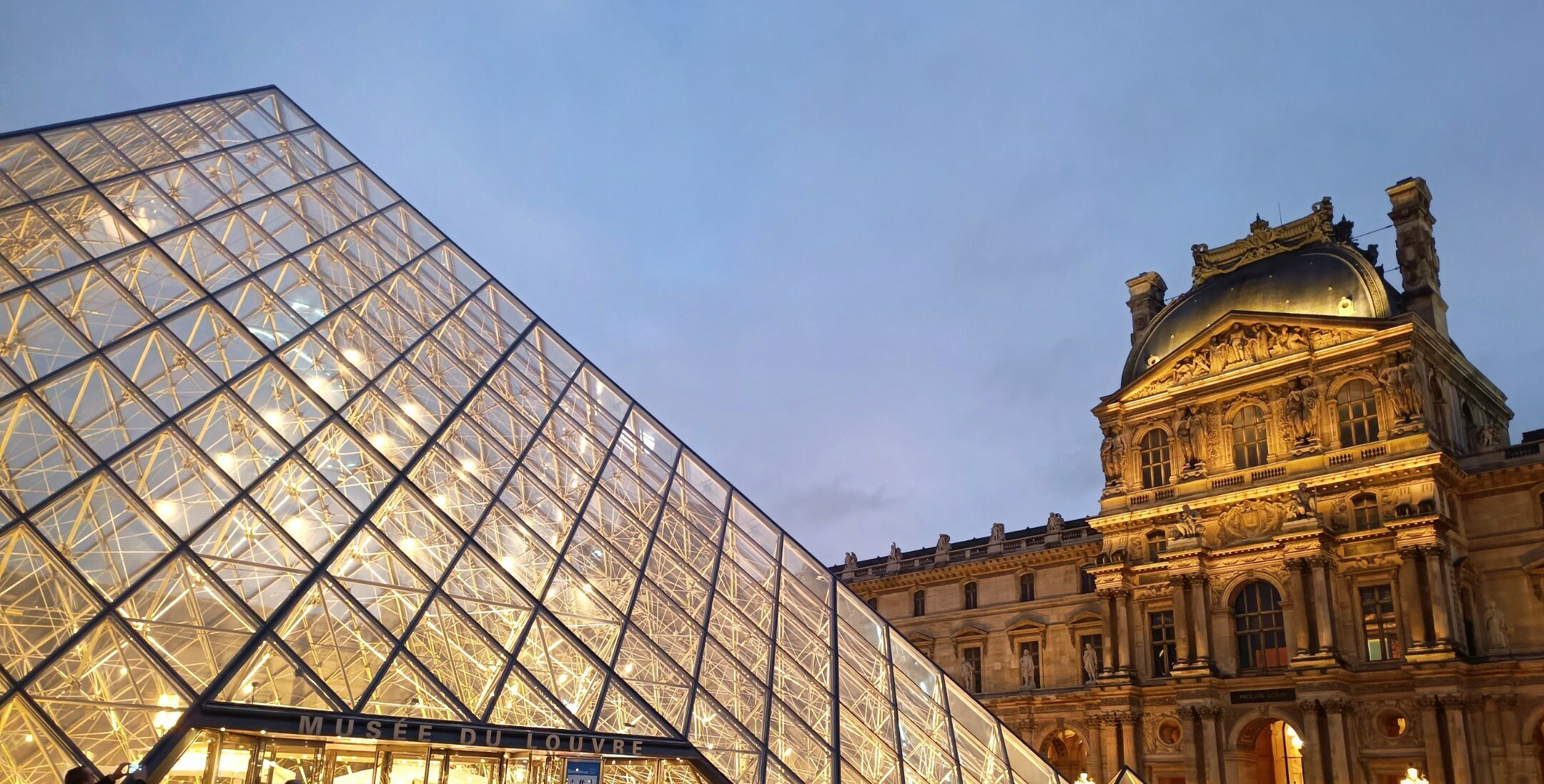 Свидание с мечтой: мини-каникулы в Париже за 150 тысяч рублей