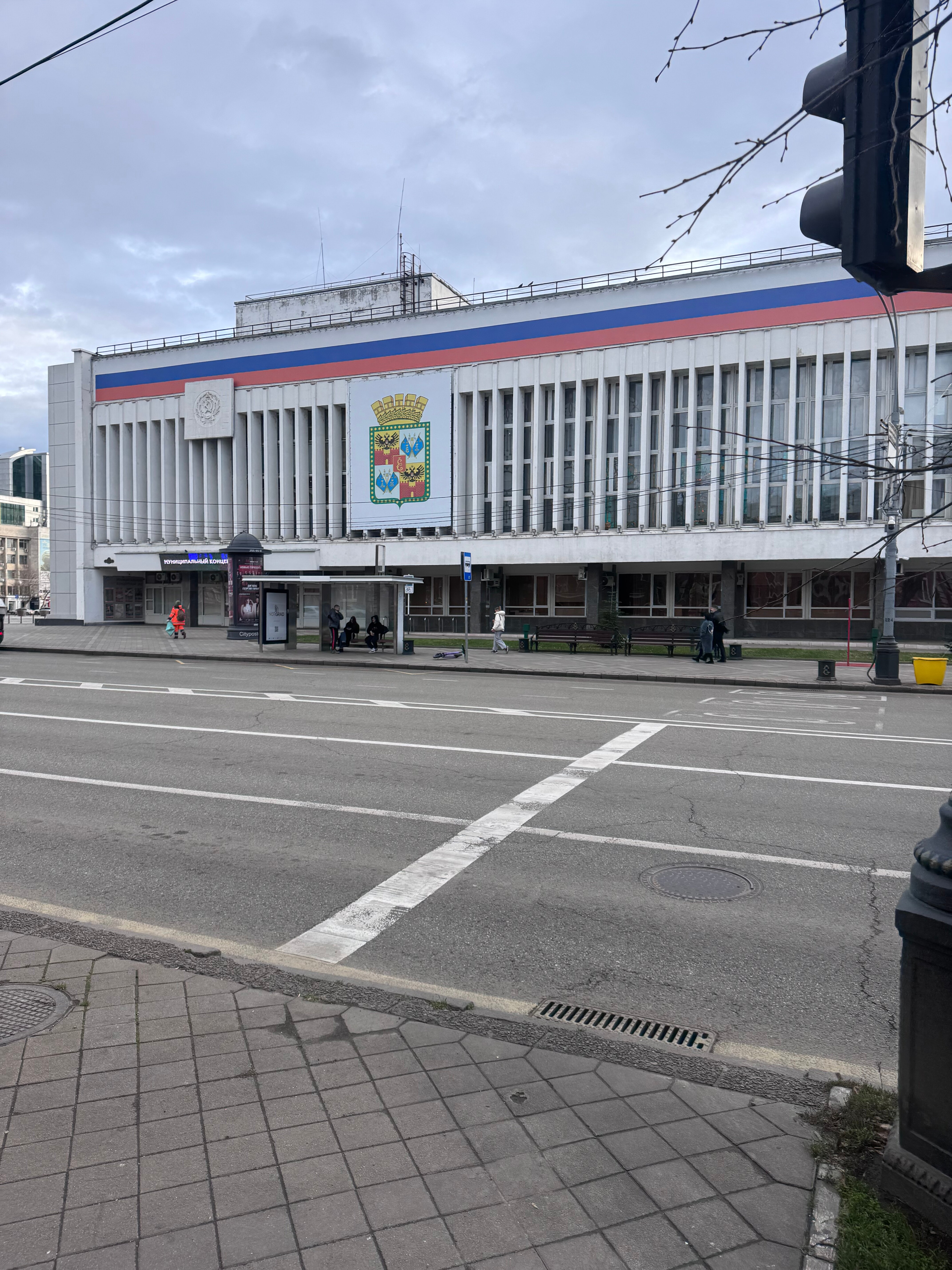 Муниципальное здание на улице Красной.