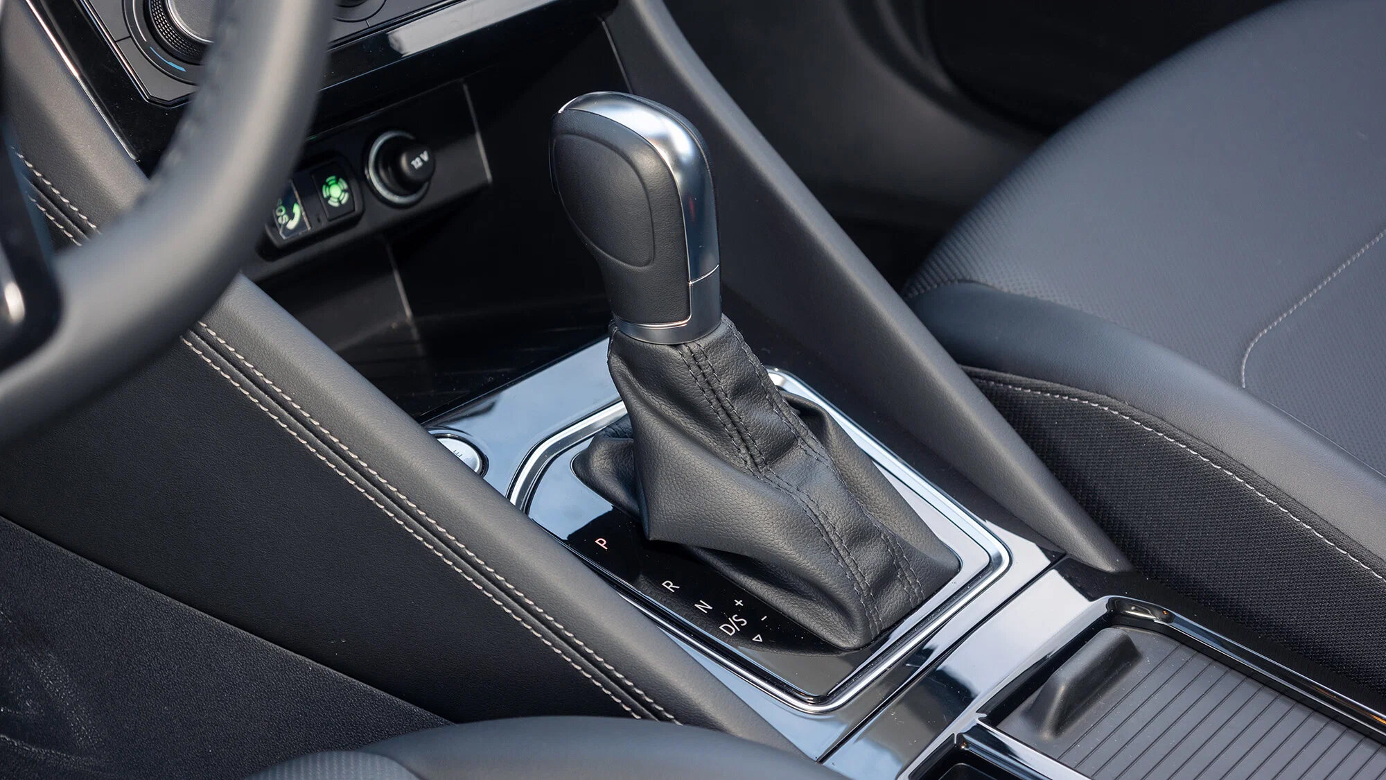 Как проверить автоматическую коробку передач на вашем автомобиле: руководство для водителей