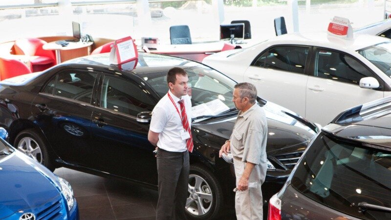 Автомобили в России могут подорожать из-за появления платформы «Автодата»