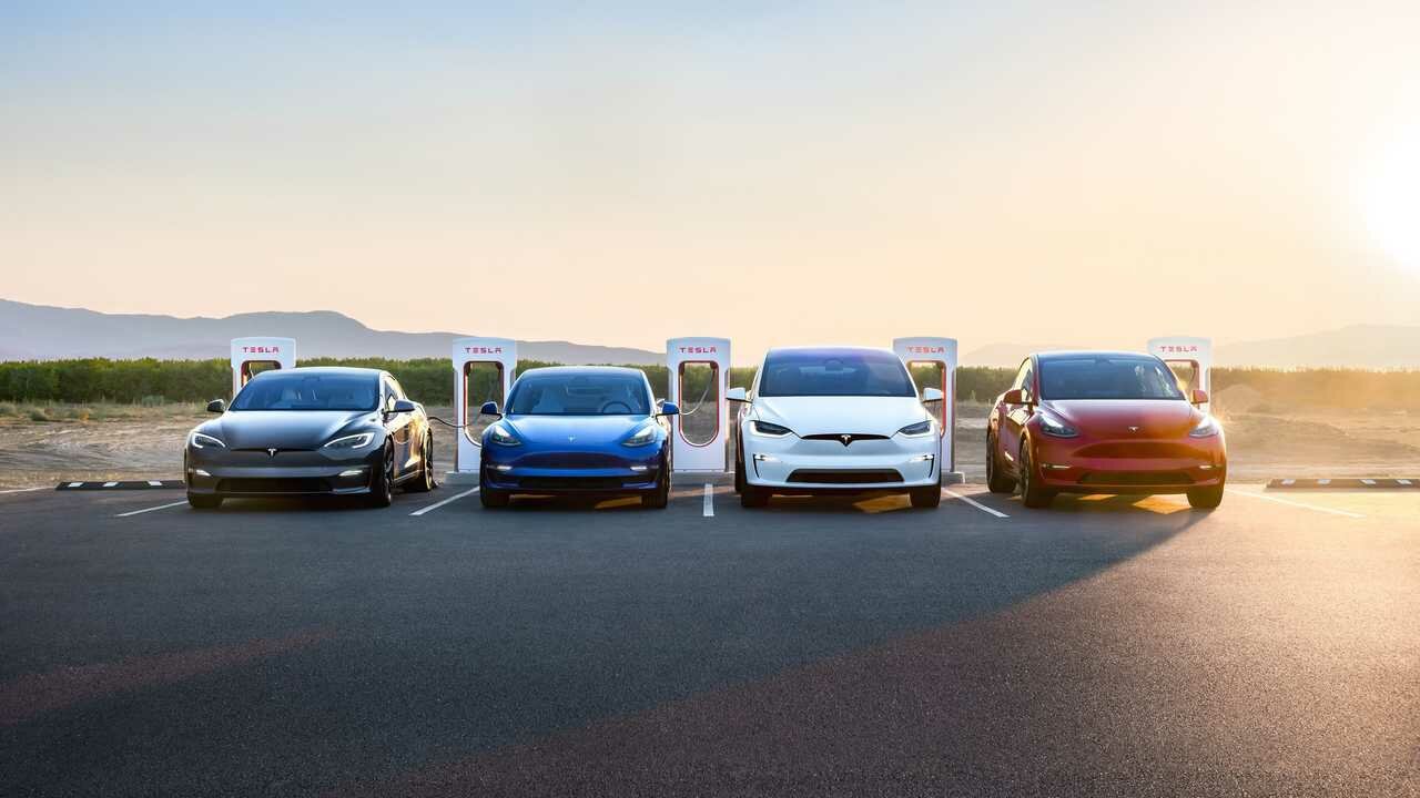 Tesla повысила стоимость зарядки на станциях Supercharger в Калифорнии