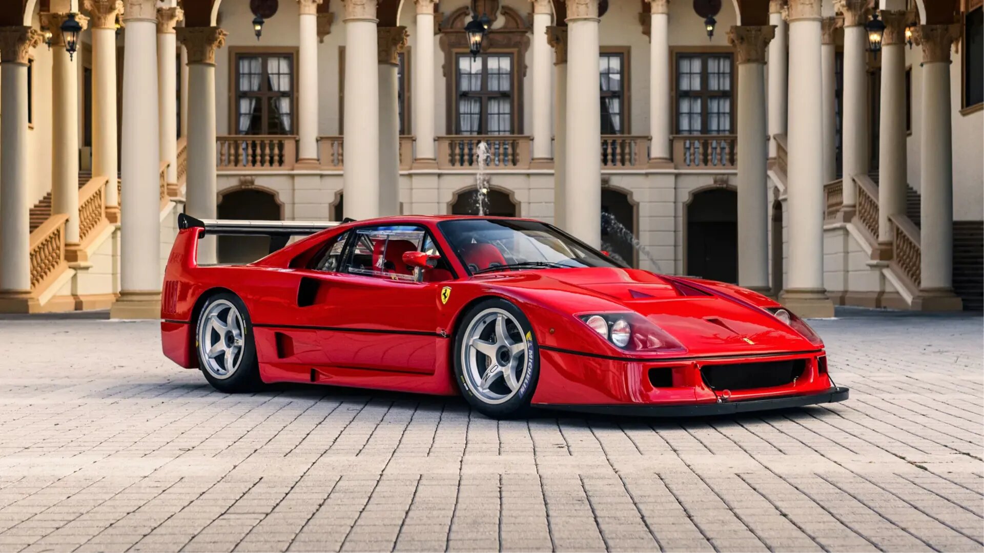 Культовую Ferrari F40 в редчайшей заряженной версии оценили в 9,5 миллиона долларов