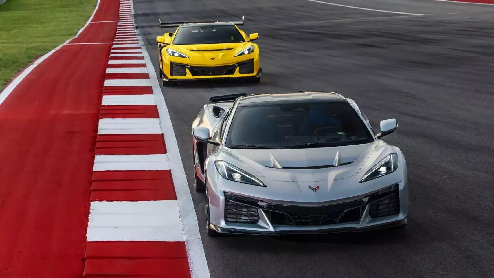 Суперкар Chevrolet Corvette посчитали слишком быстрым для дрэга
