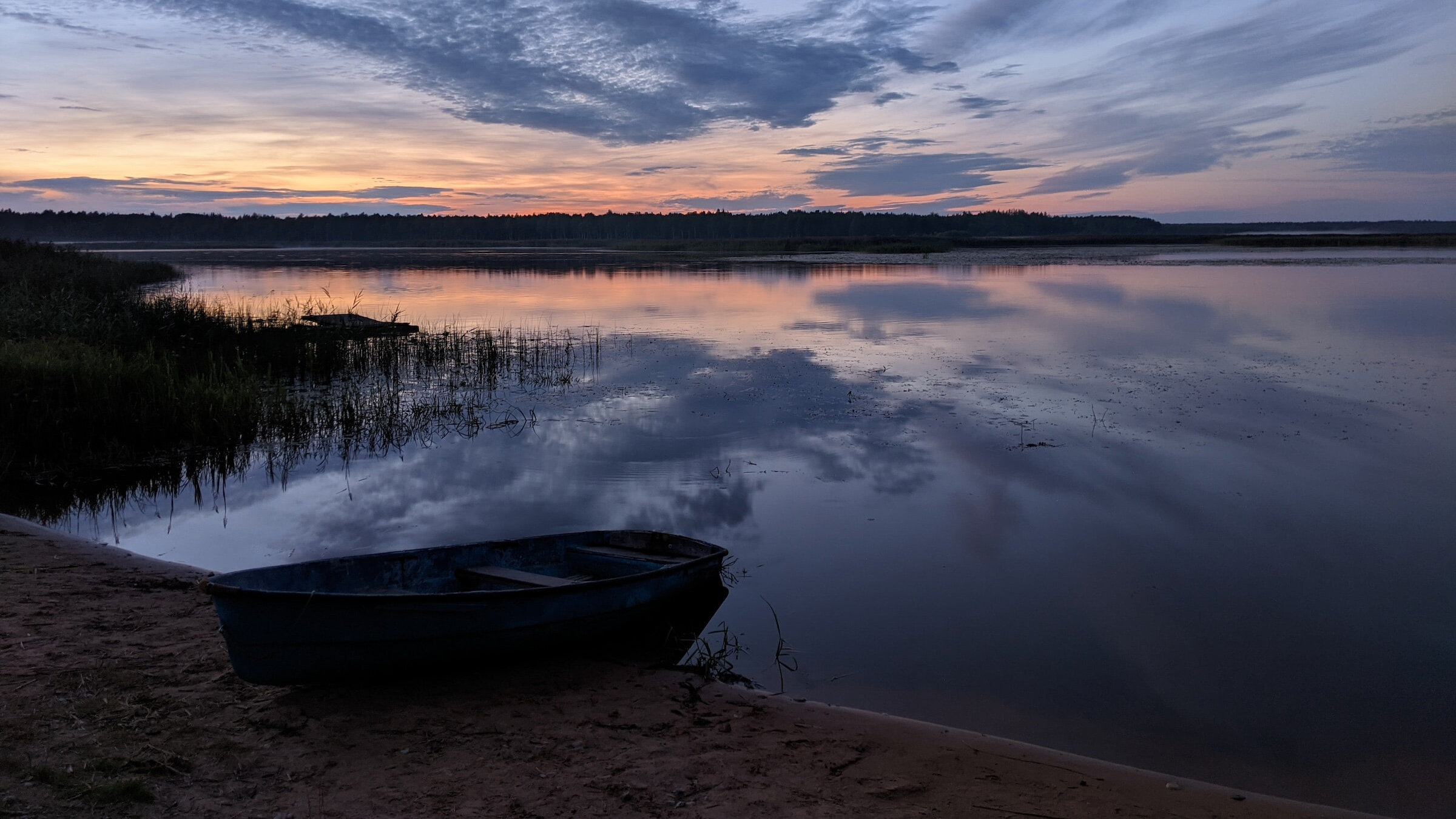 14 самых красивых озёр Тверской области, где можно провести отдых