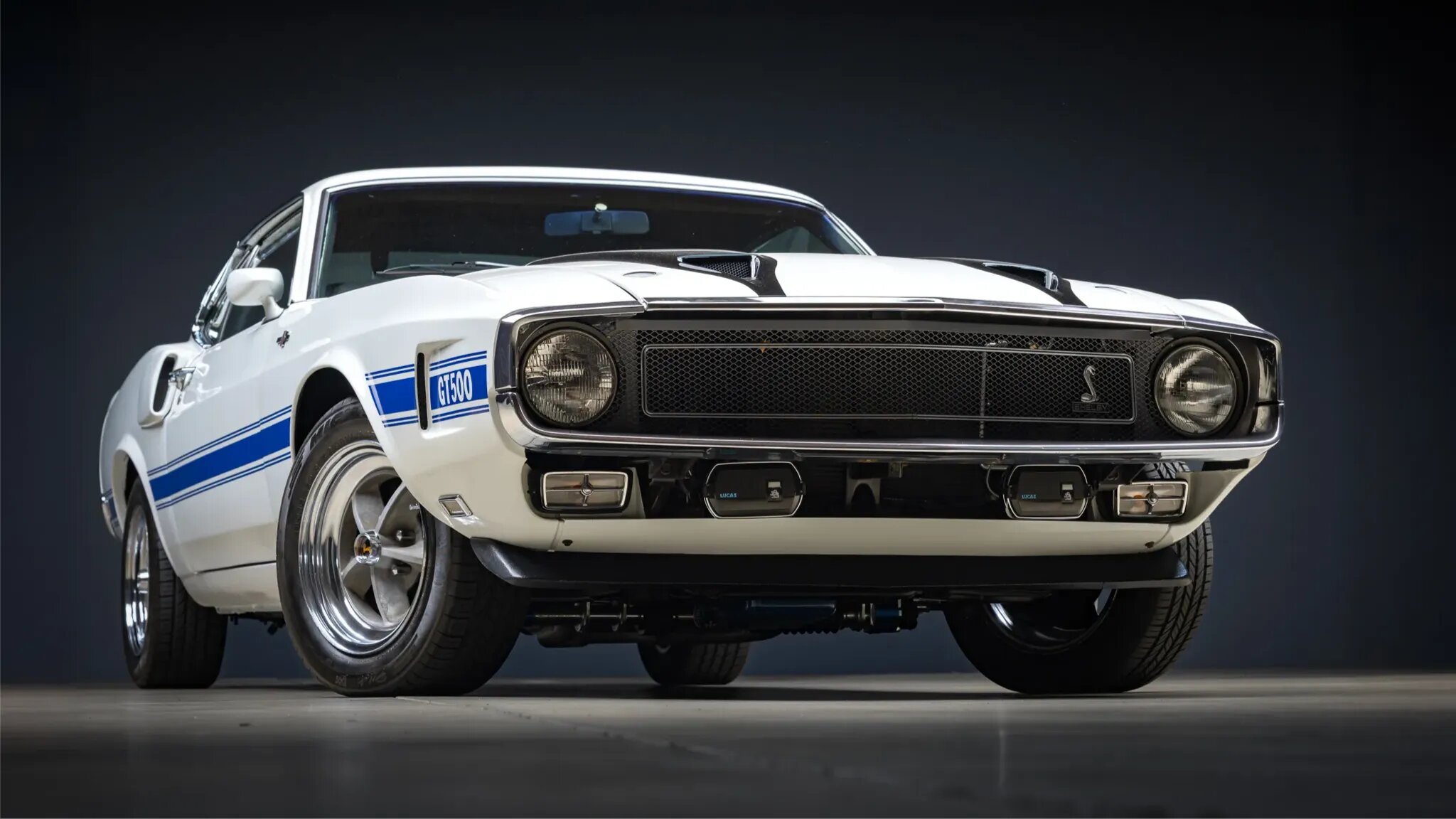 Один из последних Shelby GT500 первого поколения уйдёт с молотка
