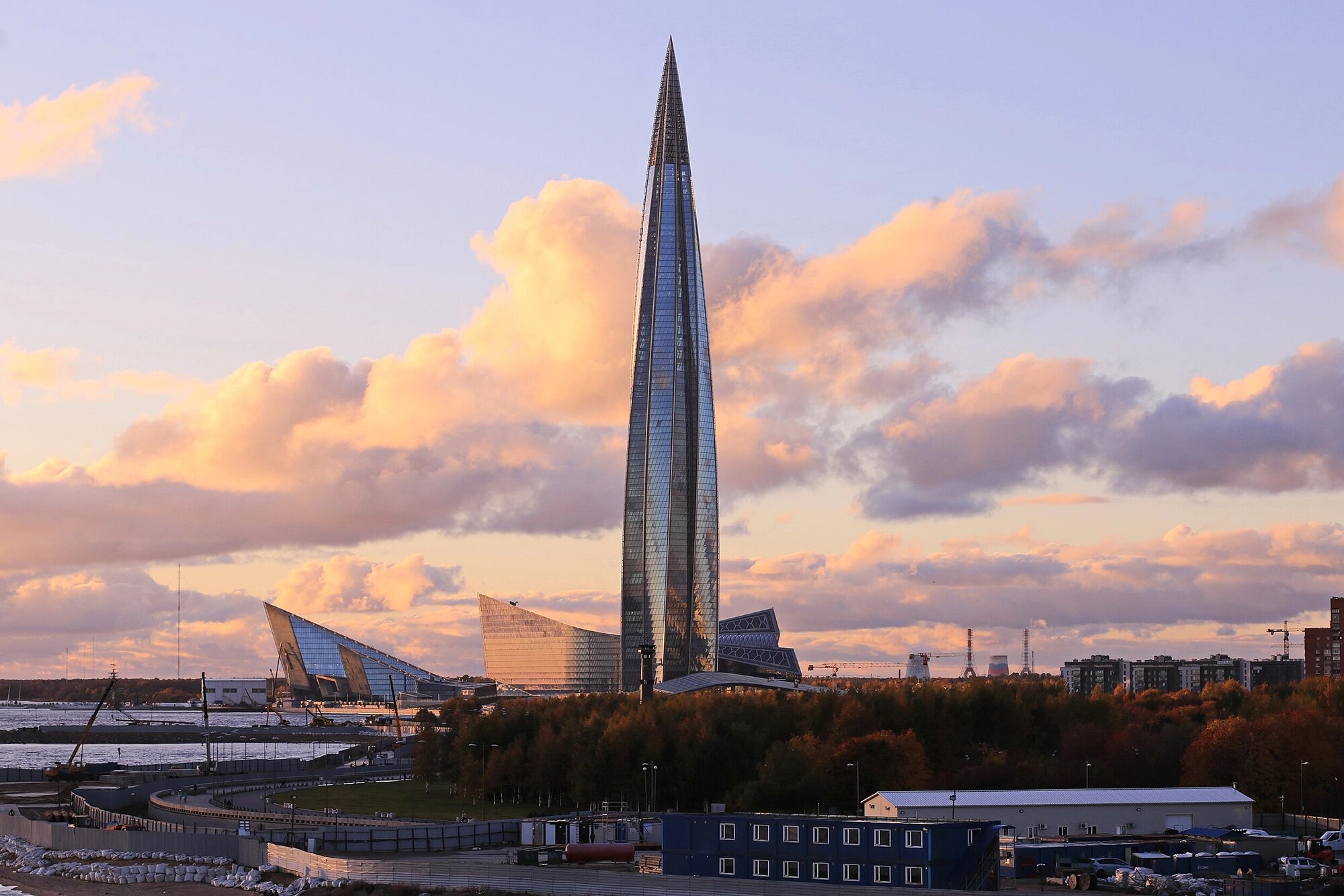 Лахта Центр: 10 фактов о самом высоком здании в России 