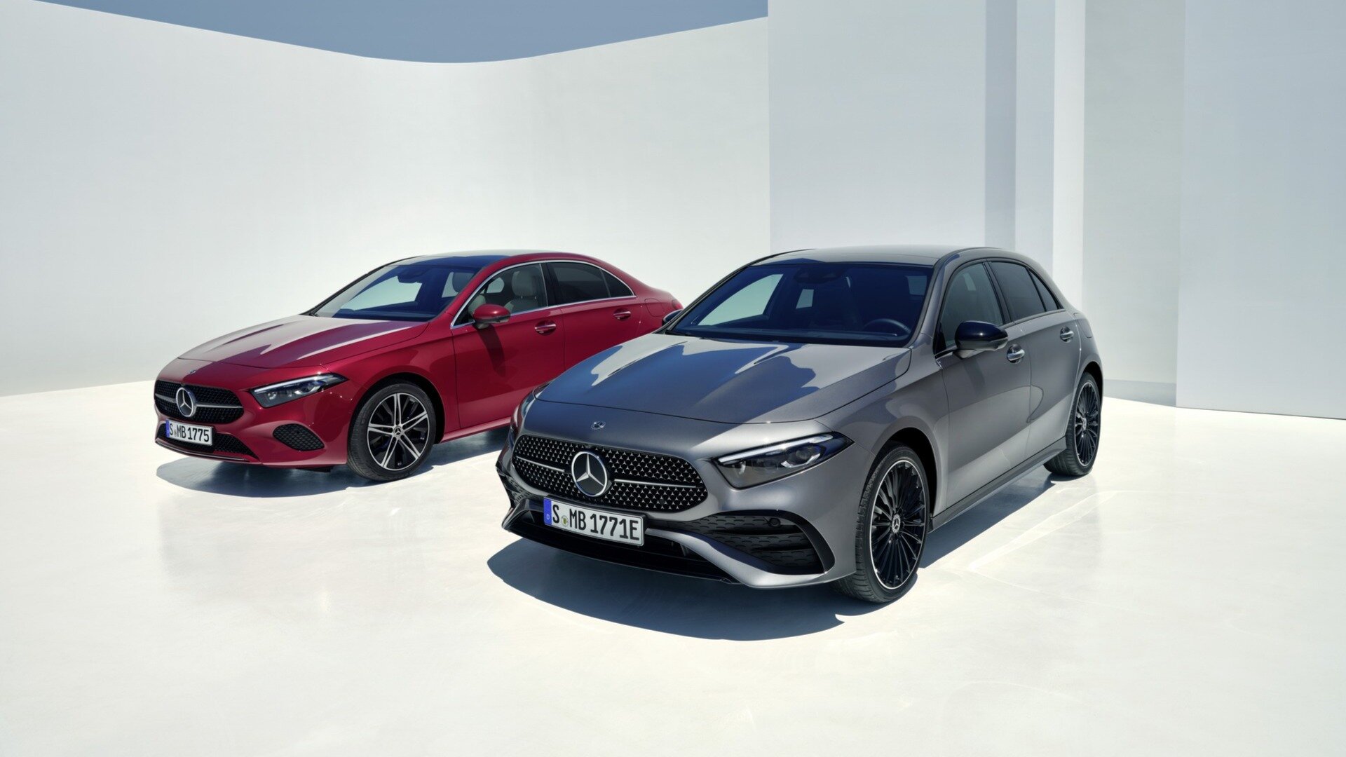 Показали рестайлинговые седан и хэтчбек Mercedes-Benz A-класса: новая внешность и меньше моторов