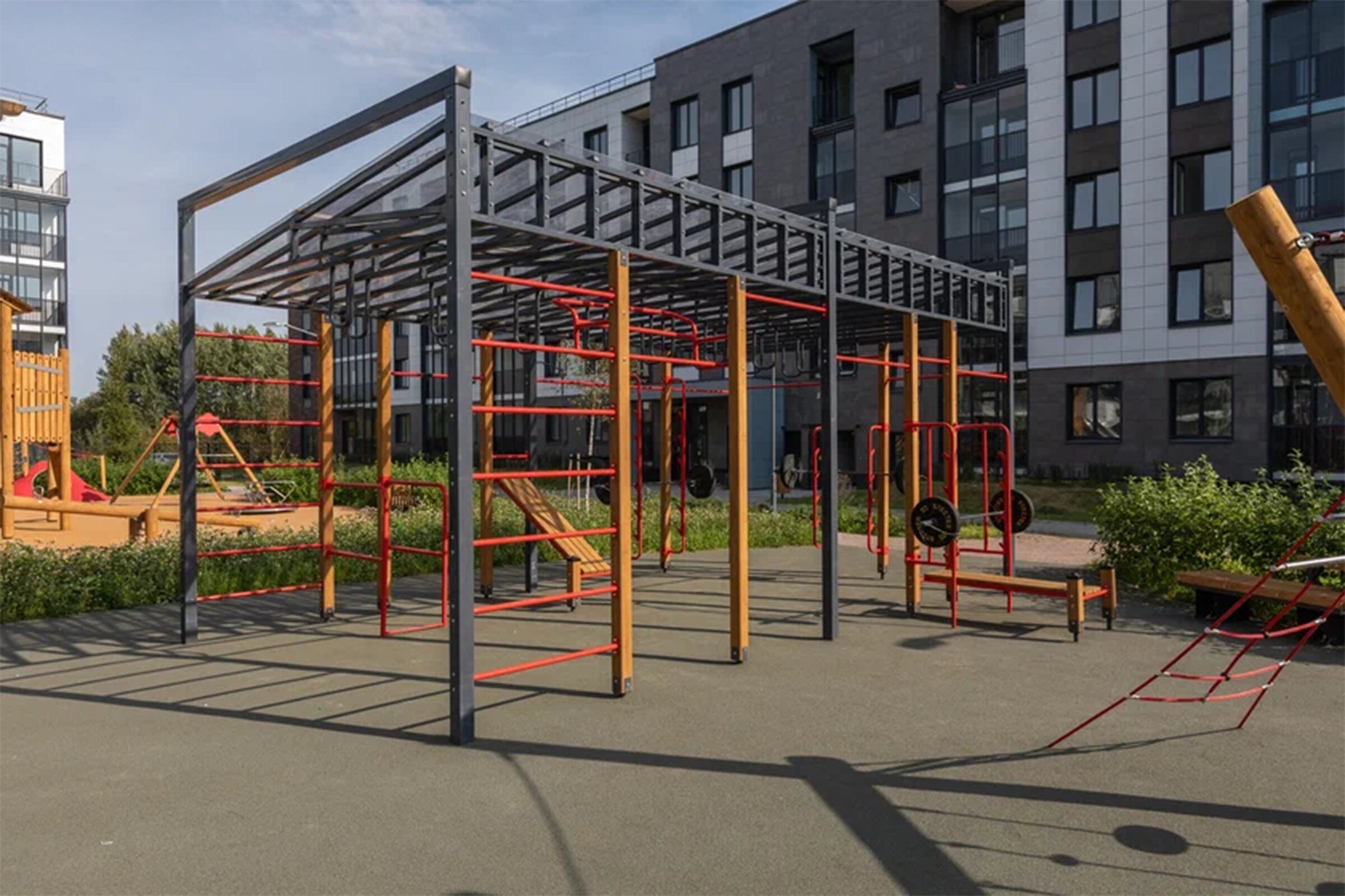 Корт, фитнес-зал и поляна для йоги: топ-5 ЖК в Санкт-Петербурге со спортивной инфраструктурой