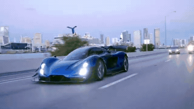 Американский конкурент Bugatti прокатился по Майами и Калифорнии