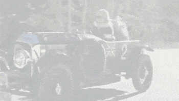 Копия культового Bentley Blower из 1920-х съездила за ёлкой