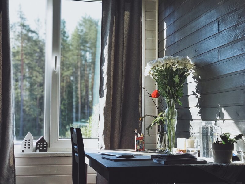 В гостевом
доме всего шесть номеров в скандинавском стиле и общая зона отдыха.