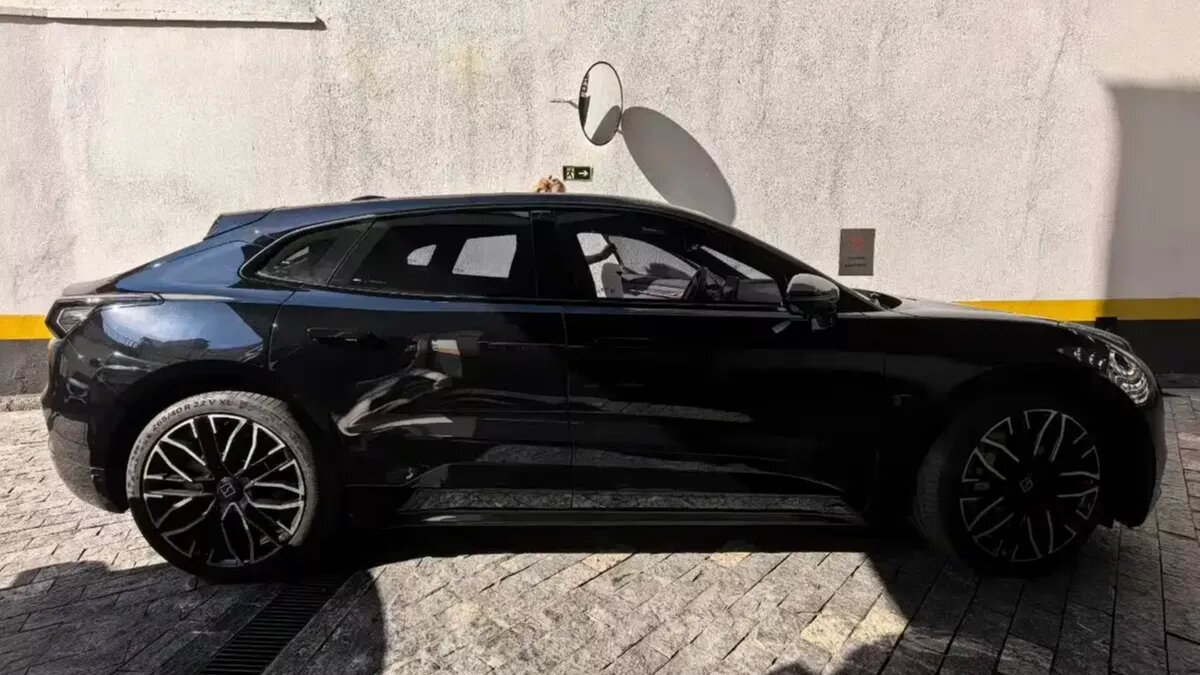 У Zeekr 001 появилась бронированная версия